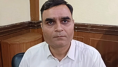Dr Abhinav Purohit