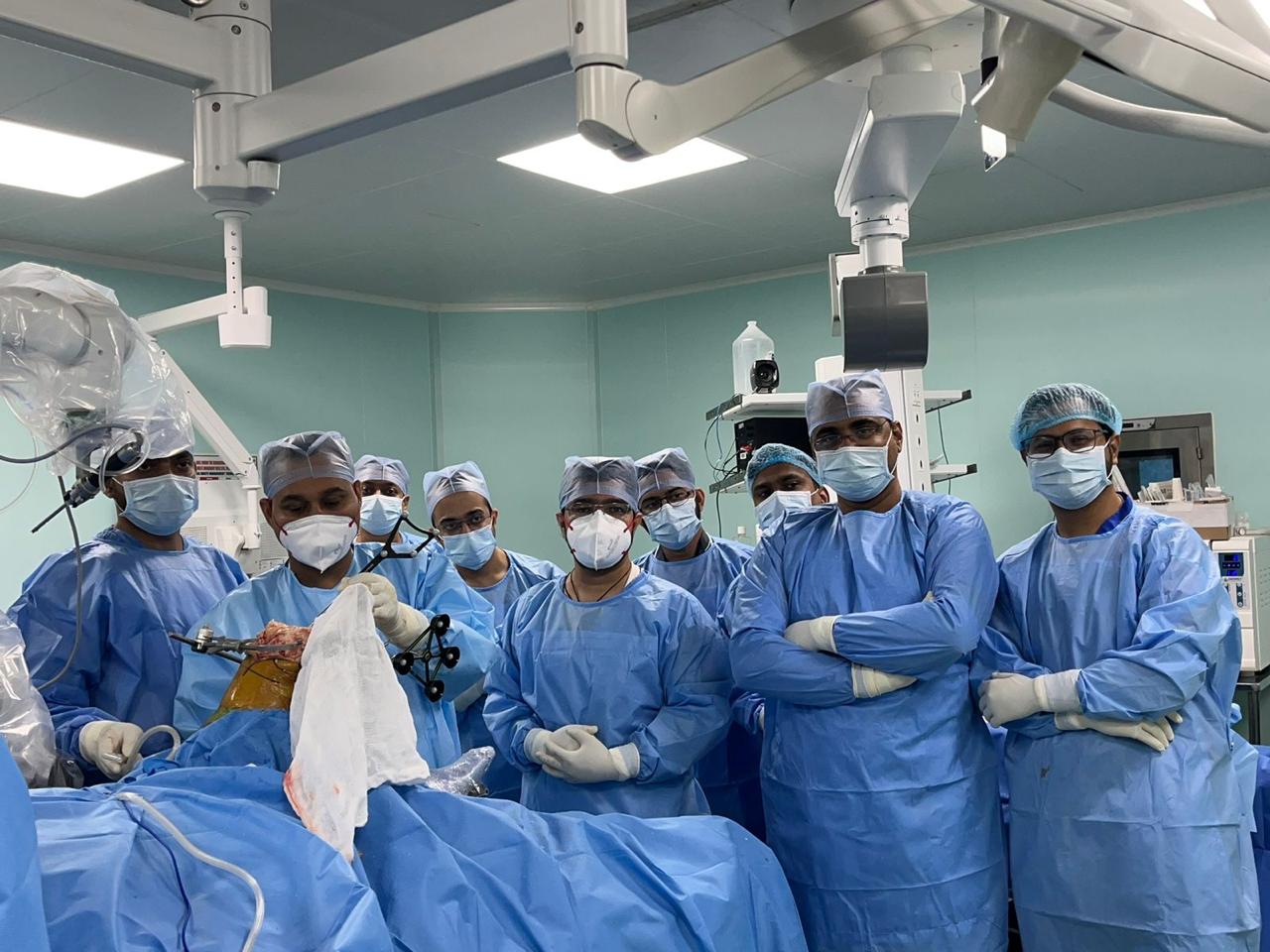 Doctors of Sports Injury Center who carried out robotic surgeries
