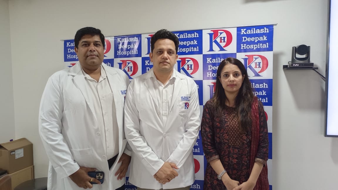 Doctors of Oncology Department at Kailash Deepak Hospital 