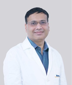 Dr Sunil Singla 