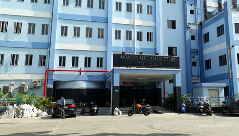 Junior Doctor Found Unconscious at SSKM Hostel; Admitted to CCU